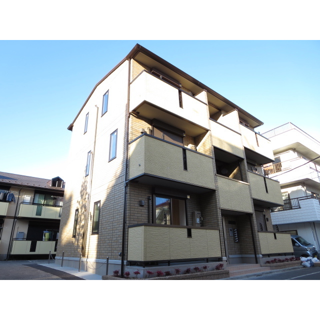 曳舟駅より徒歩9分 築11年11ヶ月 3階建の賃貸物件