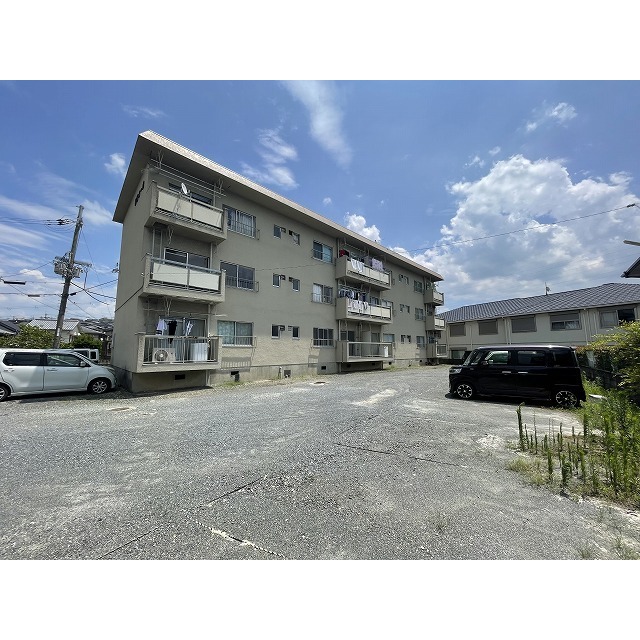 樟葉駅より徒歩19分 築40年7ヶ月 3階建の賃貸物件