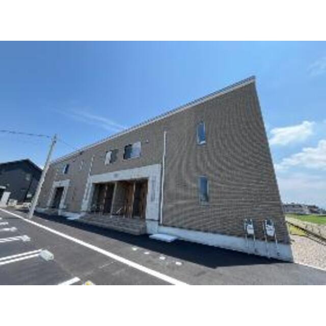 越中荏原駅より徒歩18分 築8年2ヶ月 2階建の賃貸物件