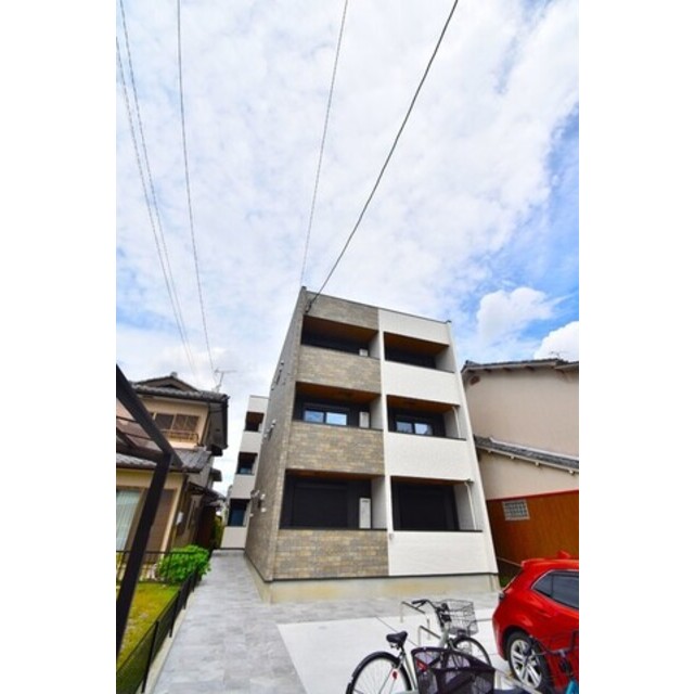 名鉄一宮駅より徒歩10分 新築 3階建の賃貸物件