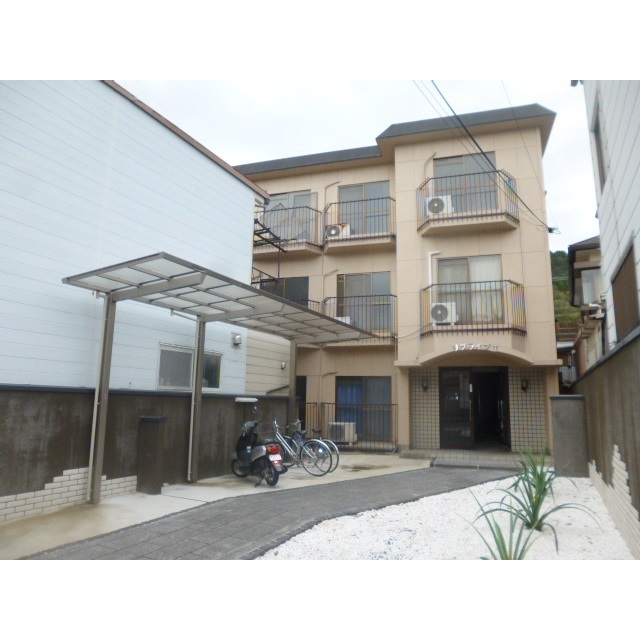 四宮駅より徒歩2分 築39年8ヶ月 3階建の賃貸物件