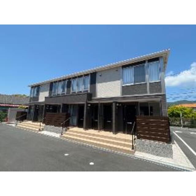  築4年4ヶ月 2階建の賃貸物件