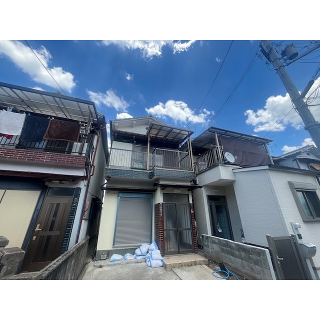 枚方市駅よりバス7分 徒歩11分 築47年7ヶ月 2階建の賃貸物件