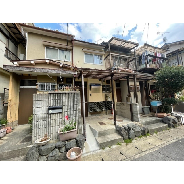 桂川駅より徒歩15分 築53年9ヶ月 2階建の賃貸物件