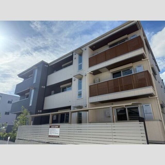 中島駅より徒歩14分 新築 3階建の賃貸物件