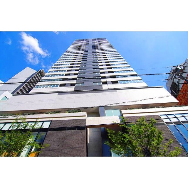 大阪梅田駅より徒歩3分 築14年7ヶ月 31階建の賃貸物件