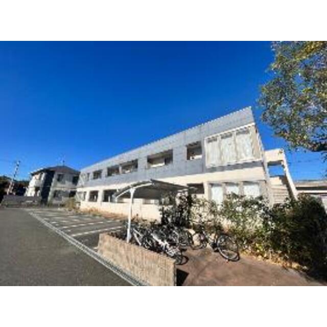 中津駅より徒歩9分 築11年2ヶ月 2階建の賃貸物件