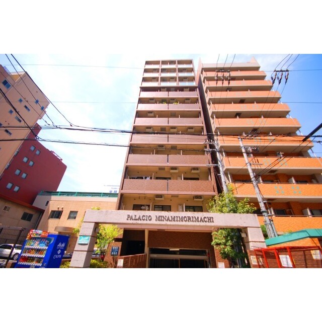 南森町駅より徒歩3分 築24年2ヶ月 11階建の賃貸物件