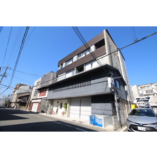 円町駅より徒歩7分 築9年 5階建の賃貸物件