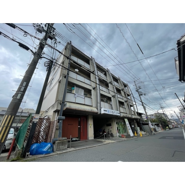中書島駅より徒歩6分 築34年8ヶ月 4階建の賃貸物件