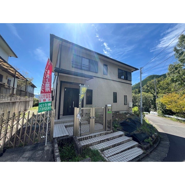 五条駅より徒歩49分 築29年8ヶ月 2階建の賃貸物件