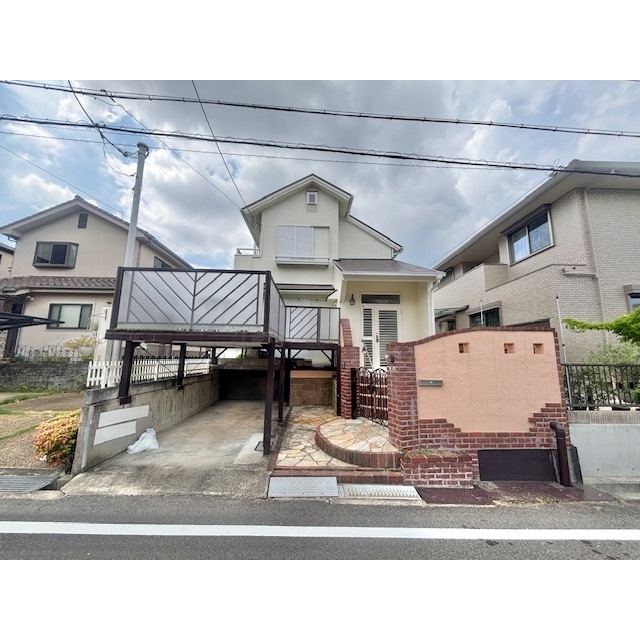 阪大病院前駅より徒歩12分 築38年1ヶ月 2階建の賃貸物件