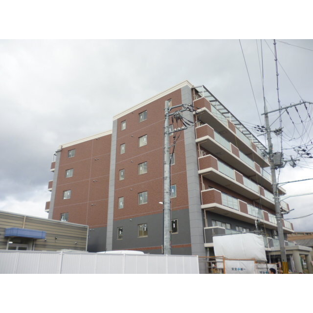 ＪＲ小倉駅より徒歩6分 築11年9ヶ月 6階建の賃貸物件