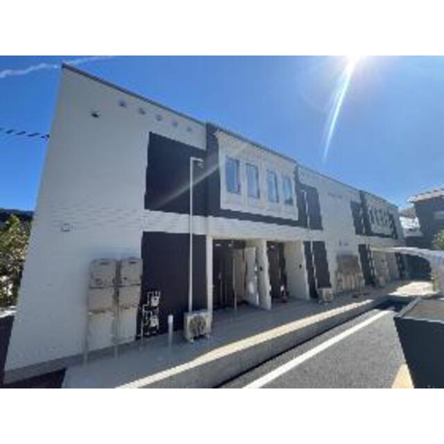  新築 2階建の賃貸物件