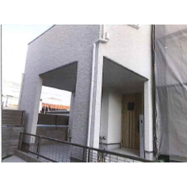 西京極駅より徒歩9分 築4年9ヶ月 3階建の賃貸物件