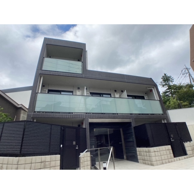 仙川駅より徒歩7分 築4年7ヶ月 3階建の賃貸物件