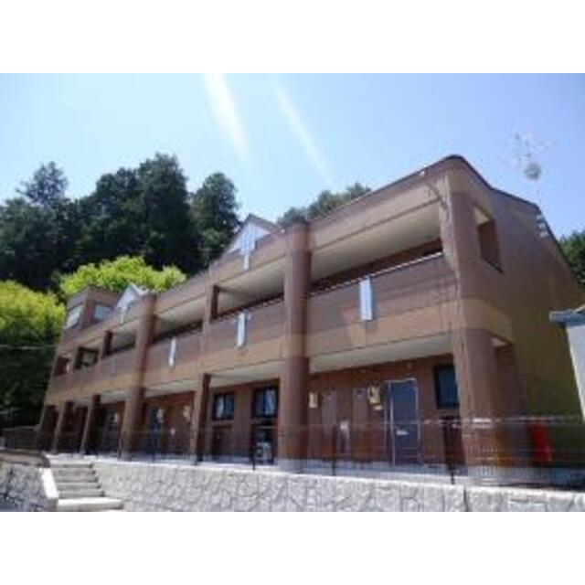 高山駅よりバス11分 徒歩2分 築14年8ヶ月 2階建の賃貸物件