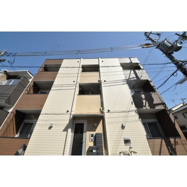 淀駅より徒歩5分 築5年10ヶ月 3階建の賃貸物件