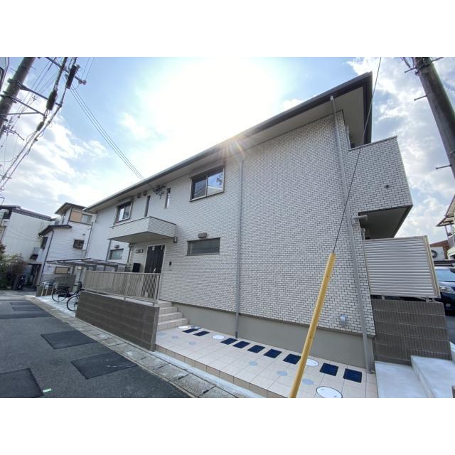 淀駅より徒歩5分 築3年9ヶ月 2階建の賃貸物件