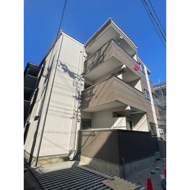 石津川駅より徒歩6分 新築 3階建の賃貸物件