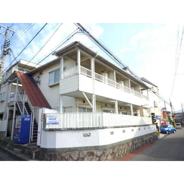 山下駅より徒歩8分 築39年7ヶ月 2階建の賃貸物件