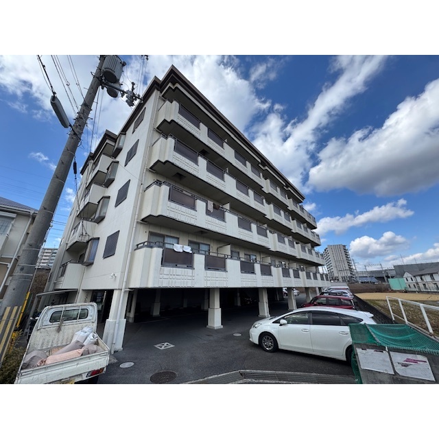 樟葉駅より徒歩19分 築32年11ヶ月 5階建の賃貸物件