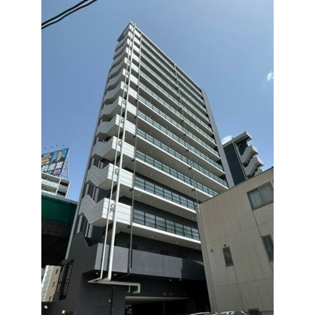 丸の内駅より徒歩7分 築1年6ヶ月 14階建の賃貸物件