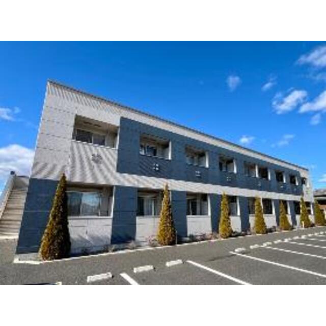 勝田駅よりバス13分 徒歩2分 築7年2ヶ月 2階建の賃貸物件