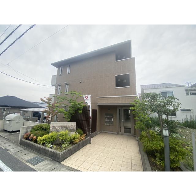 ＪＲ小倉駅より徒歩2分 築12年11ヶ月 3階建の賃貸物件