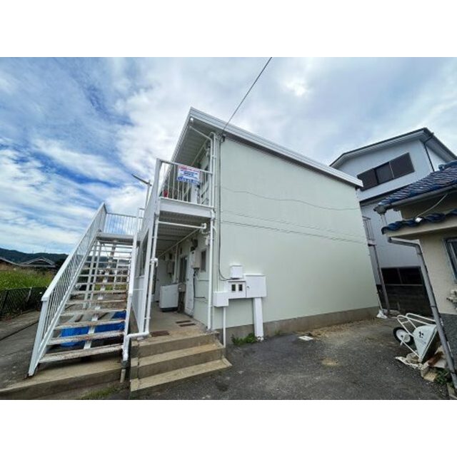 住道駅より徒歩13分 築47年 2階建の賃貸物件