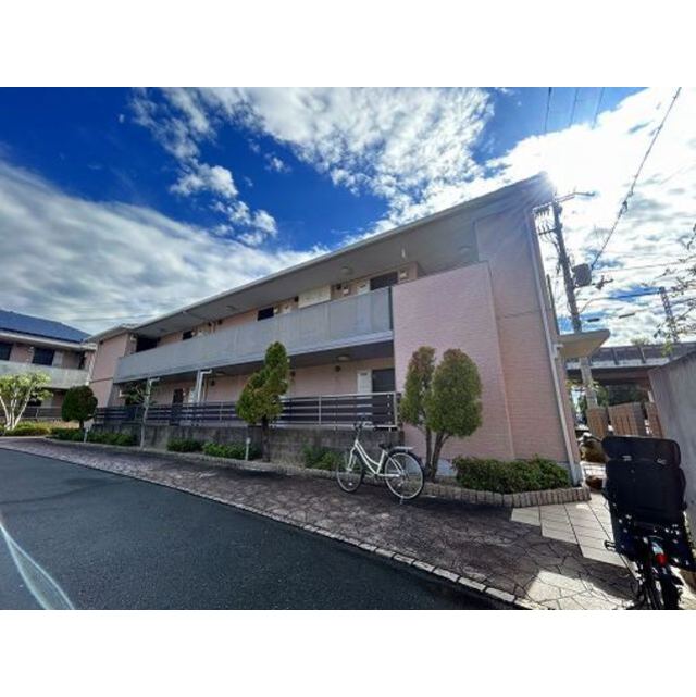 鴻池新田駅より徒歩4分 築18年3ヶ月 2階建の賃貸物件