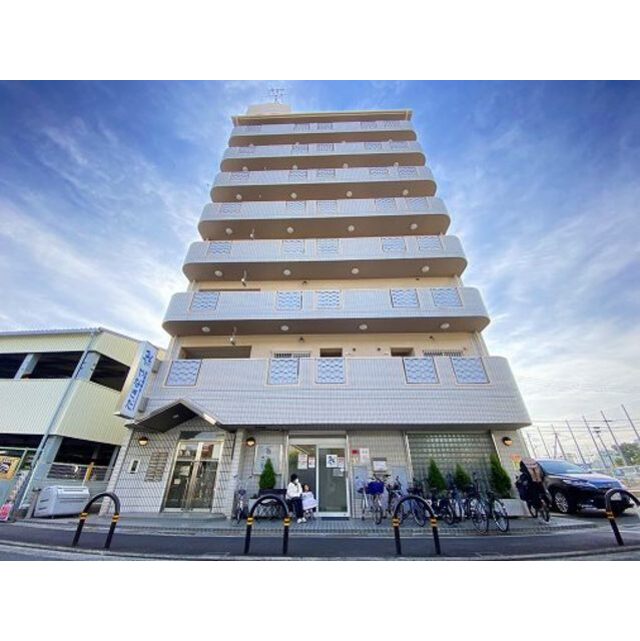 鴻池新田駅より徒歩1分 築36年10ヶ月 8階建の賃貸物件