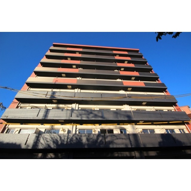 福島駅より徒歩11分 築9年10ヶ月 9階建の賃貸物件