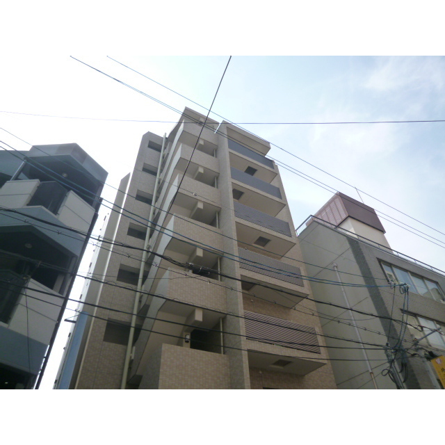 西宮駅より徒歩3分 築10年8ヶ月 8階建の賃貸物件