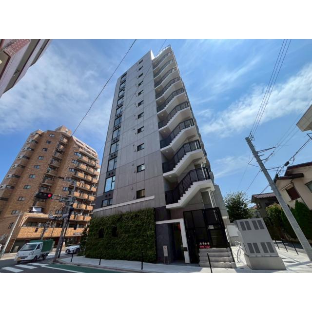 三鷹駅より徒歩10分 築1年8ヶ月 12階建の賃貸物件