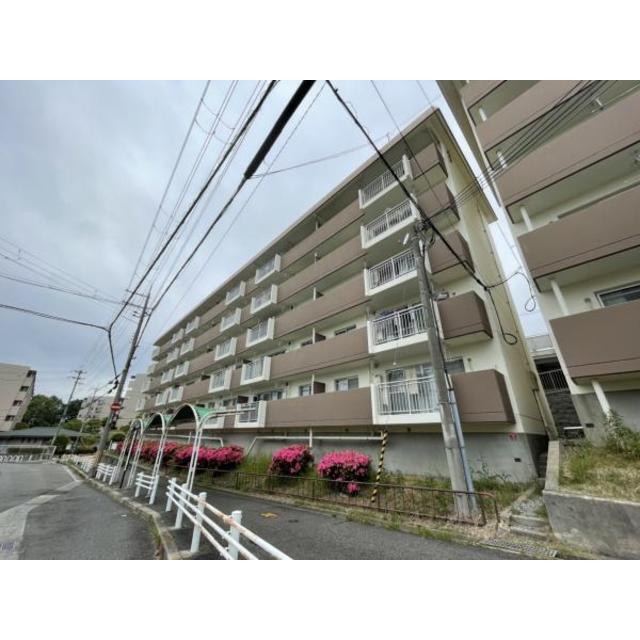 西鈴蘭台駅よりバス2分 徒歩14分 築45年8ヶ月 5階建の賃貸物件