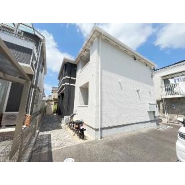 常滑駅より徒歩9分 築9年5ヶ月 2階建の賃貸物件