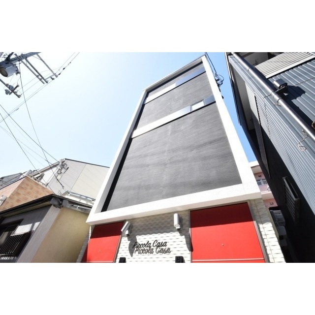 堺駅より徒歩6分 築9年3ヶ月 2階建の賃貸物件