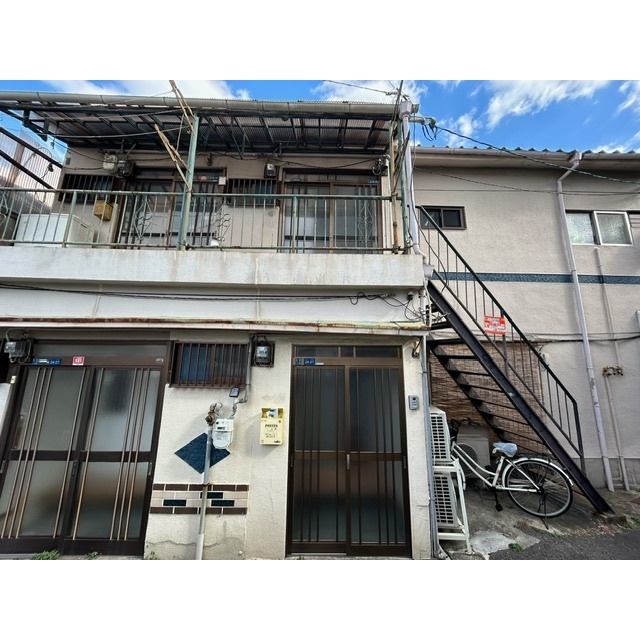 矢田駅より徒歩3分 築55年 2階建の賃貸物件