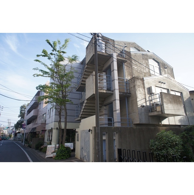 パティオアザレーの賃貸物件