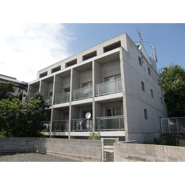 上桂駅より徒歩10分 築22年8ヶ月 3階建の賃貸物件