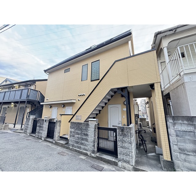 門戸厄神駅より徒歩7分 築29年9ヶ月 3階建の賃貸物件