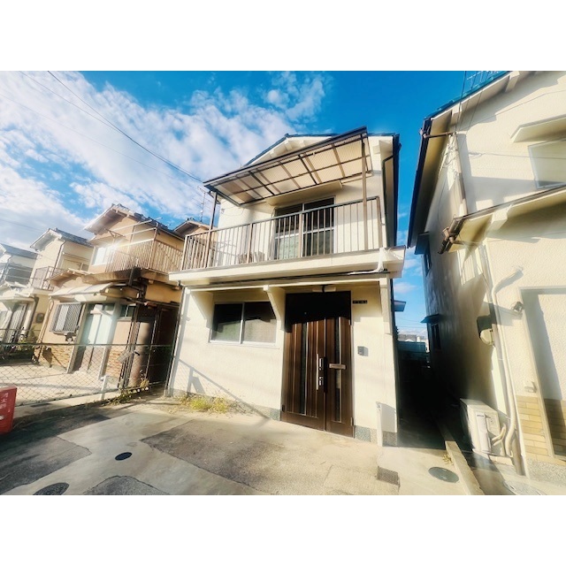 九条駅より徒歩10分 築52年8ヶ月 2階建の賃貸物件