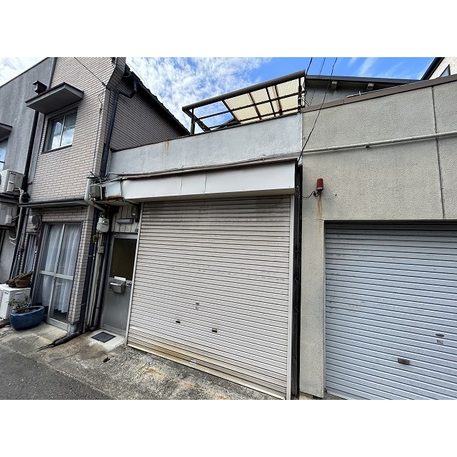 杭瀬駅より徒歩8分 築58年8ヶ月 2階建の賃貸物件