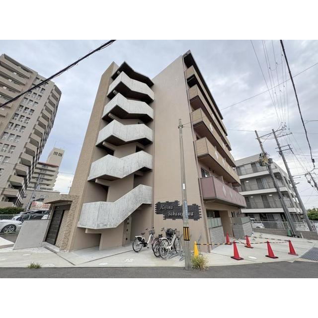 逆瀬川駅より徒歩5分 築2年8ヶ月 6階建の賃貸物件