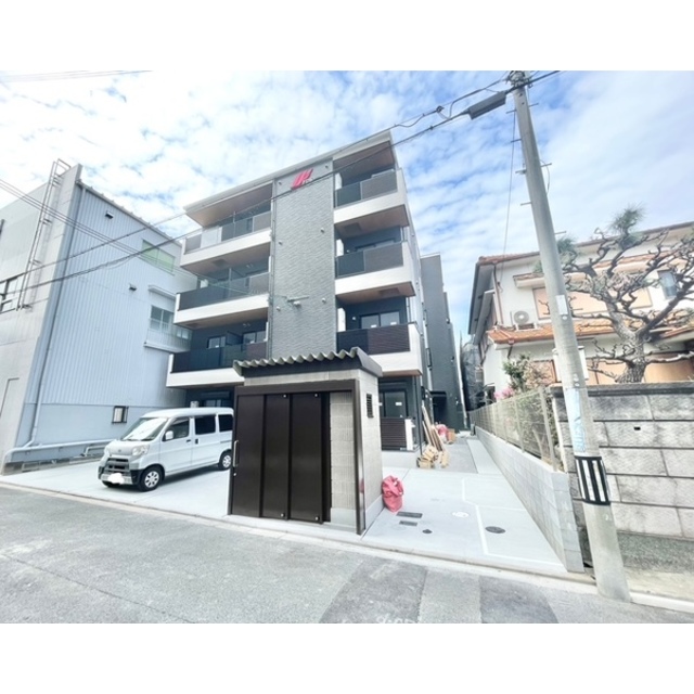 吹田駅より徒歩10分 新築 4階建の賃貸物件