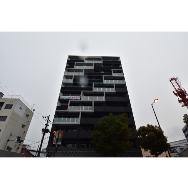 天満駅より徒歩6分 築4年10ヶ月 11階建の賃貸物件