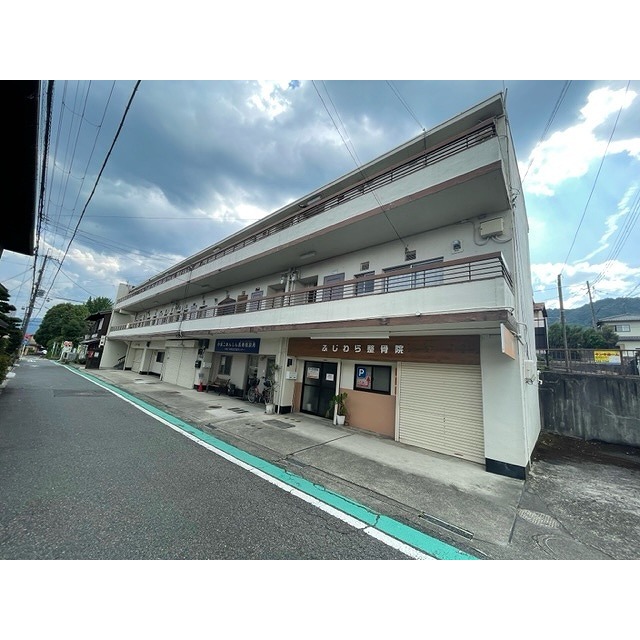 南滋賀駅より徒歩3分 築58年5ヶ月 3階建の賃貸物件