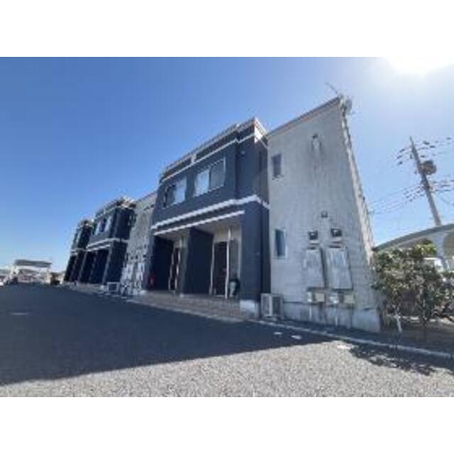 友部駅より徒歩10分 築10年10ヶ月 2階建の賃貸物件