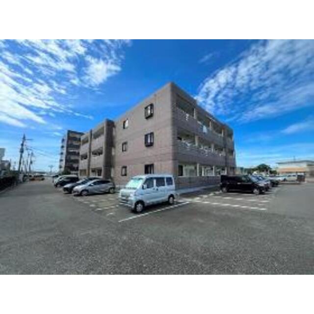 新宮中央駅より徒歩14分 築18年8ヶ月 3階建の賃貸物件